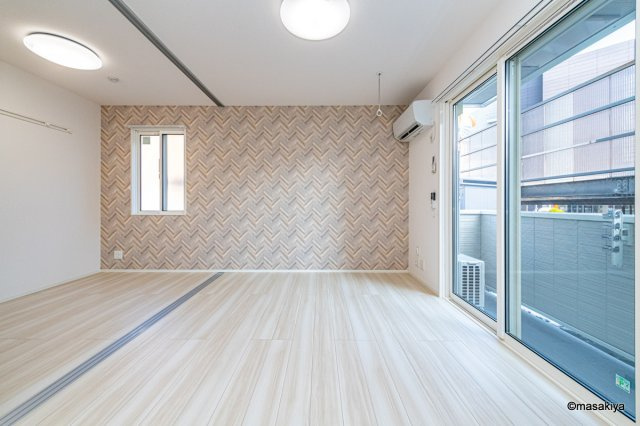 グランスクエア　Ⅱ番館の居間・リビング