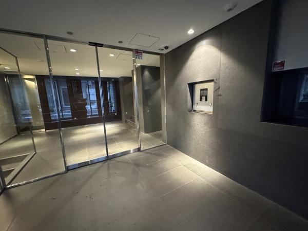 【エントランス】 | イニシアイオ目黒学芸大学 | 管理が行き届いて、きれいなエントランスです