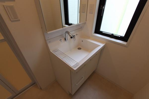 ビルディングフラワータイムの洗面所