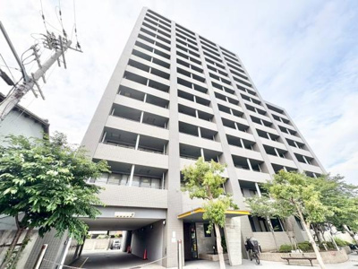 【外観】 | 藤和浜寺公園ホームズ駅前通り | 南海本線「浜寺公園」駅が徒歩1分。通勤にも外出にもアクセス良好。家族でおでかけすることも増えそうですね♪