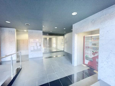 【エントランス】 | 藤和浜寺公園ホームズ駅前通り | 2025年12月リフォーム済！キレイなお家ですぐに新生活スタート出来ますね！