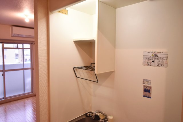 ソフィア武庫川の内装|キッチン上　収納　モデルルームです