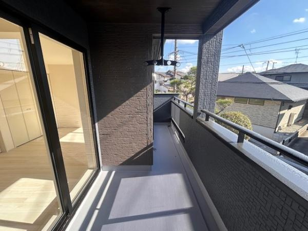 【バルコニー】