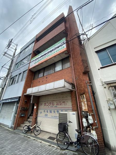 大阪市大正区千島２丁目の店舗事務所のエントランス