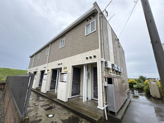 レオパレスエクセルハイムＣの外観|外はこのようになっています