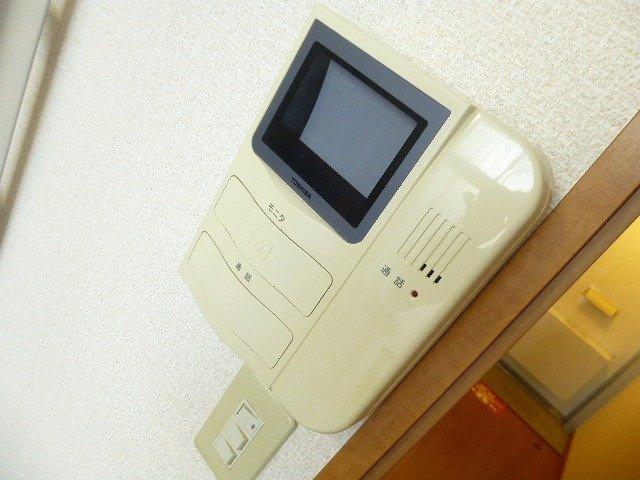 レオパレス広瀬のその他|モニター付インターホン