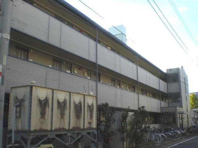 レオパレスドリームスペースの外観|外観は落ち着いています