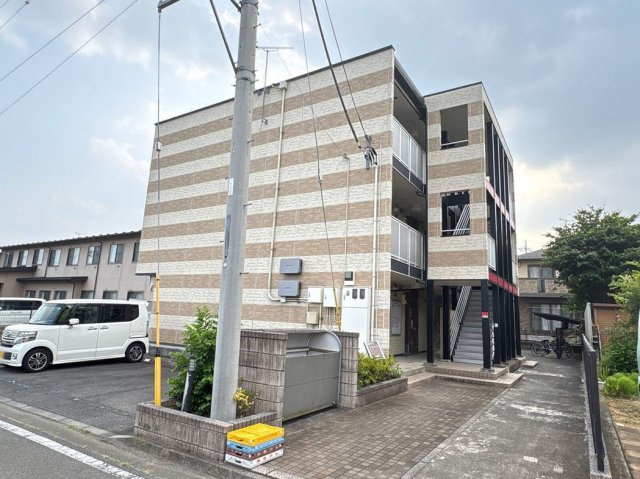 レオパレスブルースカイの外観|物件の外観です