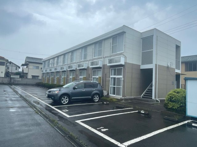 レオパレスクオーレⅡの外観|おしゃれな外観です