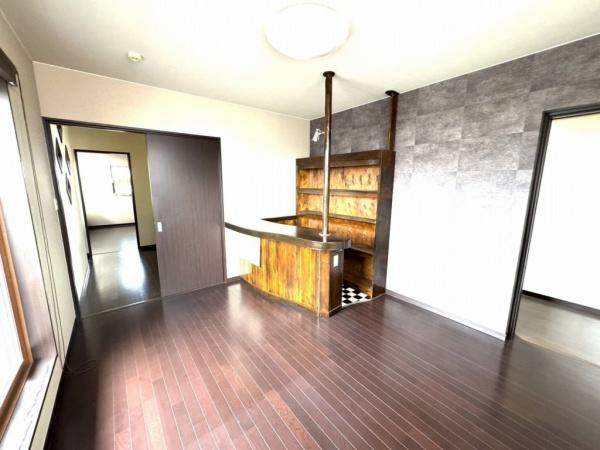 新別府町城元・中古戸建の洋室