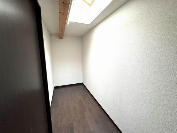 新別府町城元・中古戸建の収納