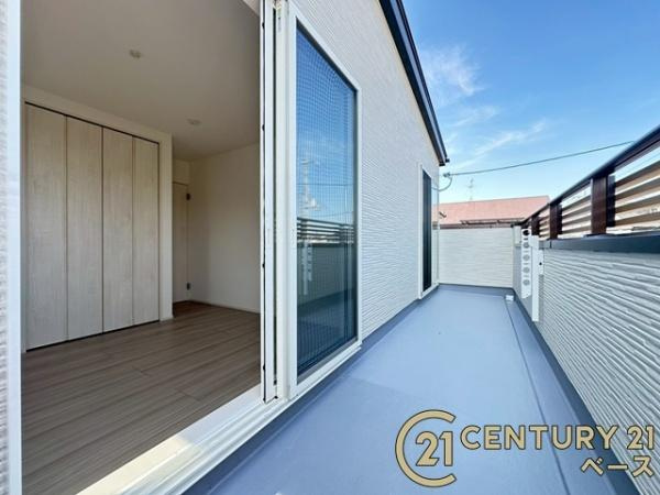 香芝市真美ケ丘５丁目 ／新築一戸建のバルコニー|■現地撮影写真■開放感あふれるバルコニー！