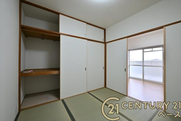 サングレース大和高田の収納|■現地撮影写真■和室にも収納スペース完備！