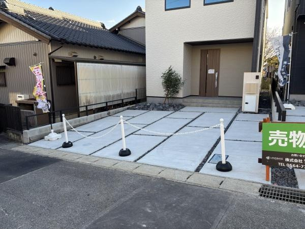 豊田市平戸橋町永和　全5棟・5号棟の駐車場|広々２台駐車できます！