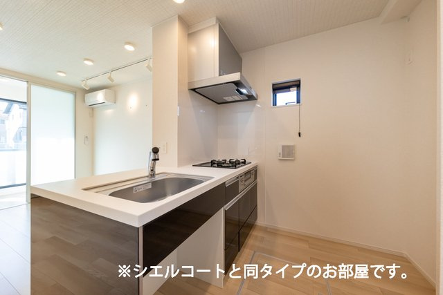 ラ　ペ　フランⅠのキッチン|キッチンでお料理をお楽しみください