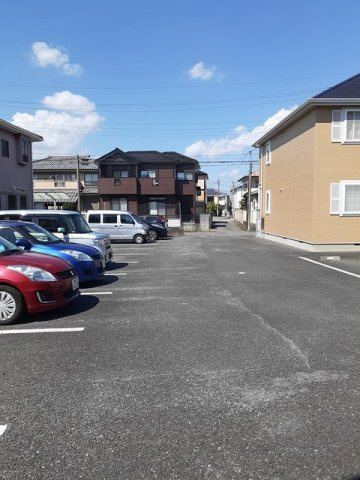 セルカ・エスタシオンＡの駐車場|カースペースがあります