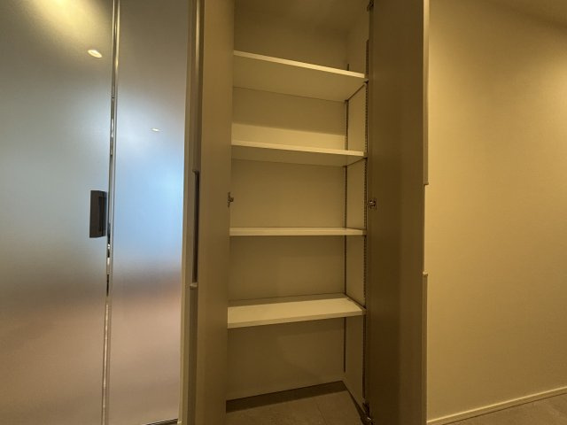 レジデンシア春日安藤坂の収納
