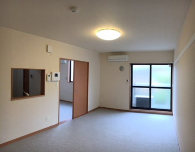 【居間・リビング】 | レオネクストプレジオ | 居間①