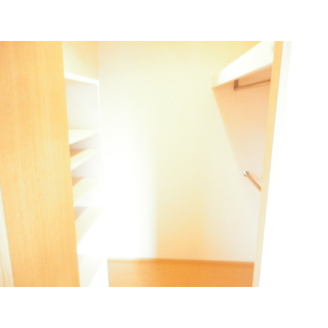 各務原市鵜沼三ツ池町２丁目のアパートの内装