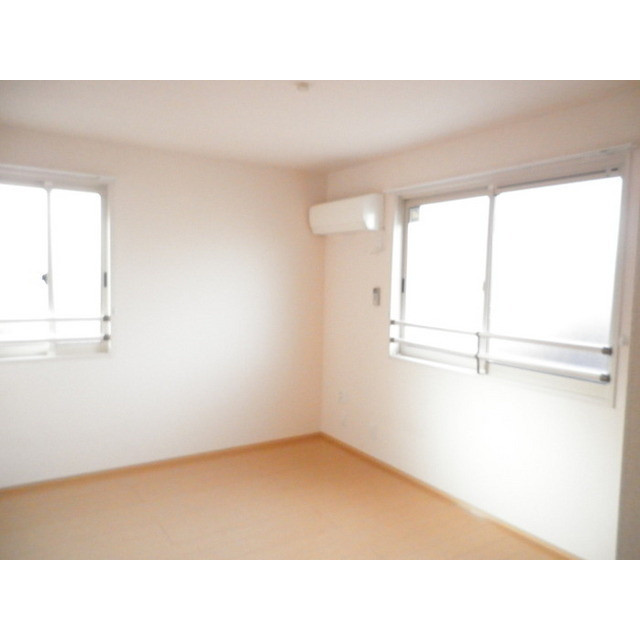 各務原市鵜沼三ツ池町２丁目のアパートの内装