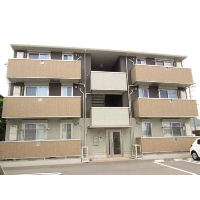 各務原市鵜沼三ツ池町２丁目のアパートの外観