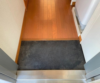 【玄関】 | レオパレスイシイ