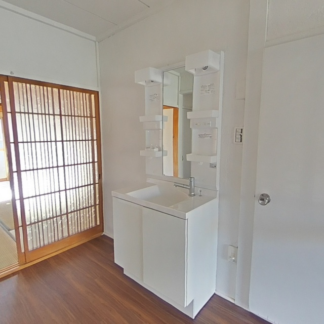 岐阜市中２丁目の一戸建ての玄関