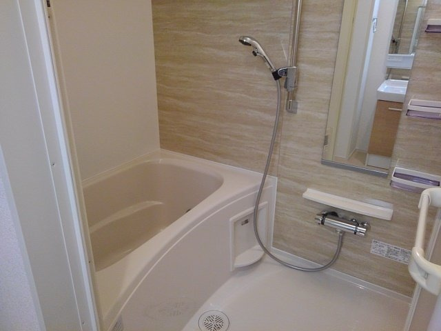 リアン　鳳の浴室