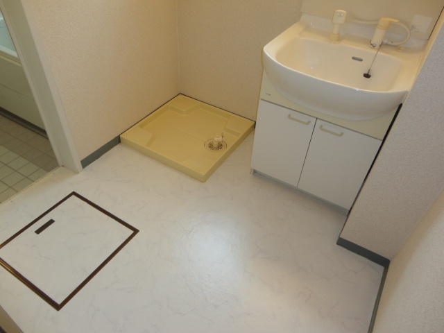 グランアベニュー真美Bの内装