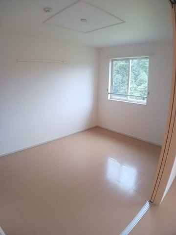 セイバリー　千代田Ｂの内装|明るい色調の室内です