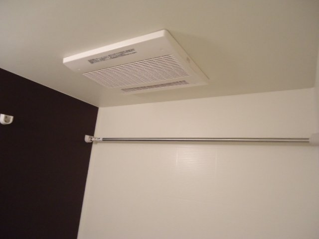 サニーヴィレッジのその他|浴室乾燥機