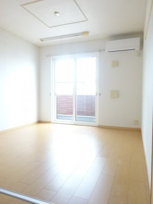 【内装】 | クレアール | 明るい室内です