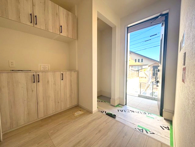 仲介手数料不要　KEIAIスターTERRACE北区麻生田３期【楡木小・楠中】の玄関