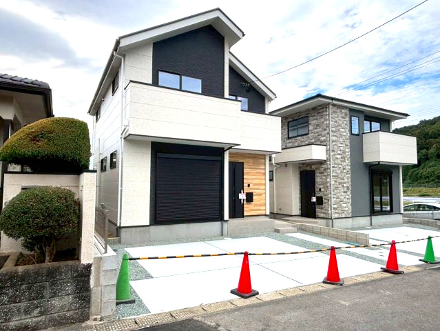 仲介手数宇料不要　KEIAIスターGRACE合志市幾久富1期【南ヶ丘小・合志中】の前面道路含む現地写真