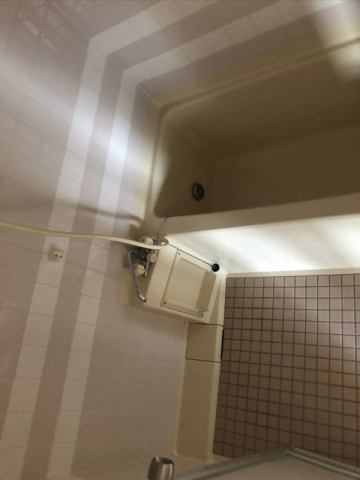 フェニックスコート順化の浴室