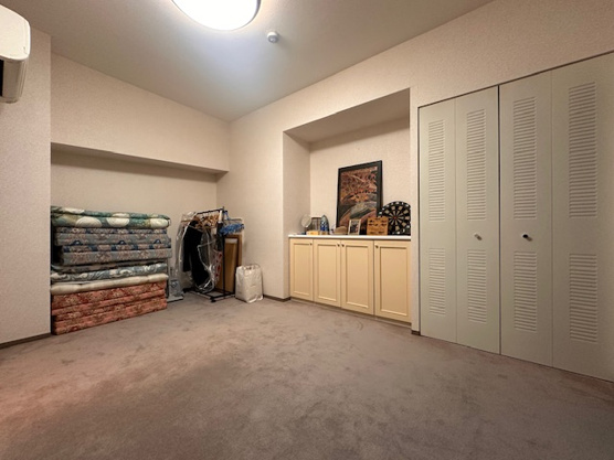 【洋室】 | クリオ伊東壱番館　1階