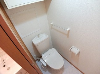 【トイレ】 | ボンヌ・シャンス・ガーデンＡ | 落ち着いた色調のトイレです