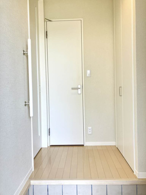 【玄関】 | フォレナコート春日 Ｂ棟