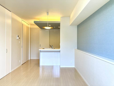 【居間・リビング】 | フォレナコート春日 Ｂ棟