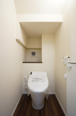 【トイレ】 | CASA　MICHI | １F暖房洗浄便座機能付きトイレです