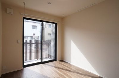 【洋室】 | CASA　MICHI | 5.8帖洋室内です