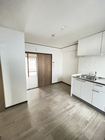 グラディート神戸Ⅱの居間・リビング