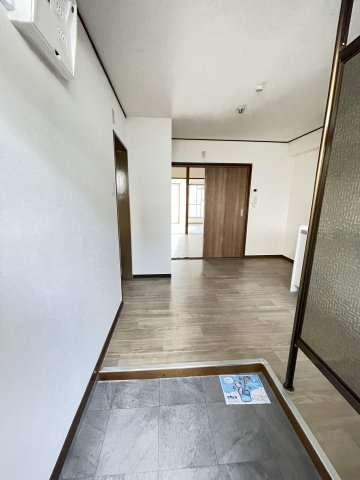 グラディート神戸Ⅱの玄関