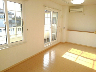 【居間・リビング】 | サン・カレントＡ | リビングです