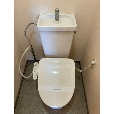 【トイレ】 | ガーデンムツミA | コンパクトで使いやすいトイレです