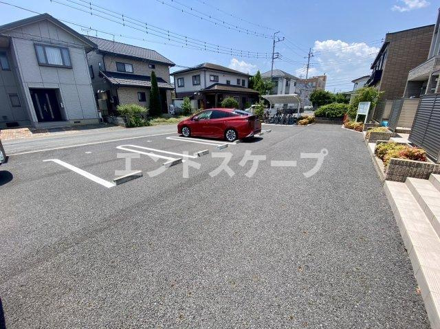 カンパーニュの駐車場|高崎、前橋のお部屋探しはエンドスケープまで！お客様の理想お聞かせ下さい♪