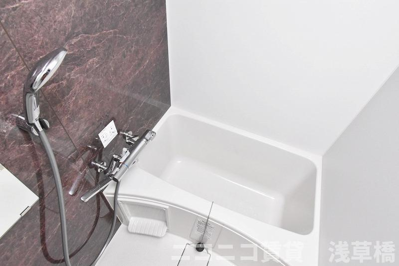 グランクオール西池袋の浴室