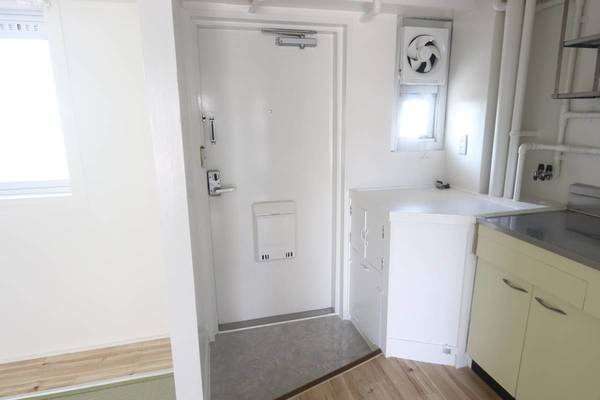 三木市別所町朝日ケ丘の賃貸マンションの玄関|ビレッジハウスの同一物件・同一タイプの間取りの写真です