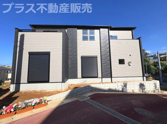 【外観】 | 建物完成しました。物件内部もご見学頂けます。プラス不動産販売にお任せ下さい。