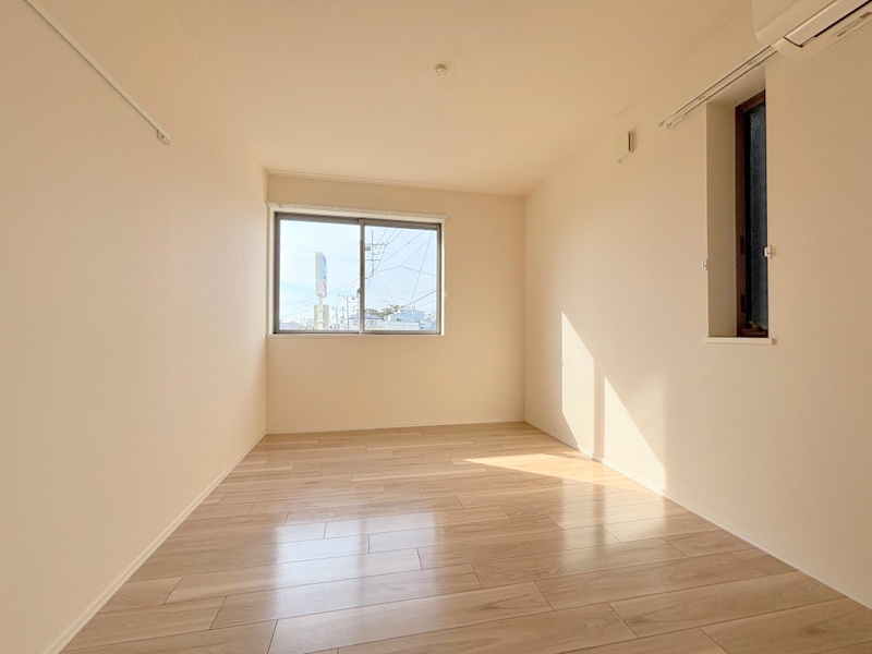 メゾン湘南江の島の居間・リビング